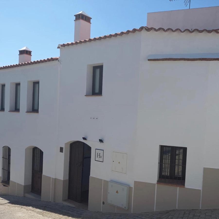 Hotel Rural La Posada De Las Cigueenas ヘレス・デ・ロス・カバジェロス エクステリア 写真