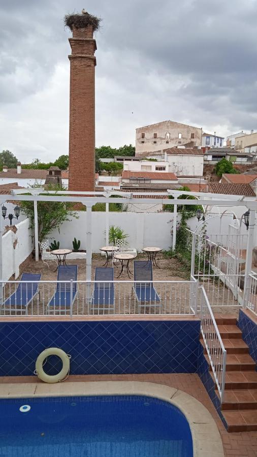 Hotel Rural La Posada De Las Cigueenas ヘレス・デ・ロス・カバジェロス エクステリア 写真
